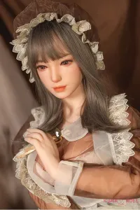 自然系美女のリアルシリコンセックス人形