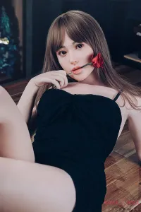 妖艶な美女ラブドール T17