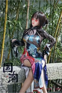 東洋的な美しさを放つエロ人形 米楠