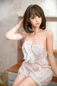 ノーマルメイクの清楚系セックスドール
