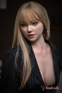 上品系リアル美女ラブドール