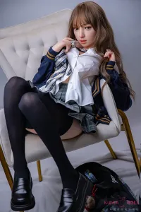 無垢な学生風sexドール アート技研 芽依