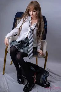 落ち着いた雰囲気の美少女等身大人形 アート技研