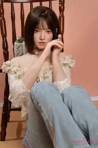 デニムリアルドール