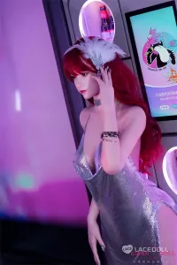 夜を彩る情熱的な赤髪ラブドール