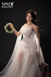可愛らしさと上品さを兼ね備えた美人ドール