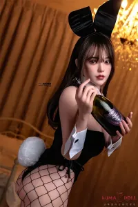 日本風メイク高級ラブドール Real Lady 150cm S40