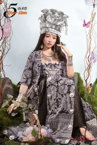 ミャオ族衣装リアルラブドール