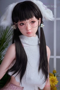 清楚でナチュラルな印象 アダルト人形
