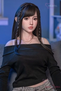 色気と初々しさを併せ持つリアル美人系ドール