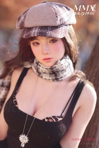 都会系美女 小橘子 165cm Eカップ 黒ワンピ ラブドール