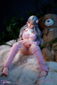 リラックスした姿 セックス 人形 Phoebe