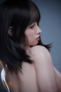 彫刻のように完璧な肌 Misaki ダッチ ドール Irontech Doll 