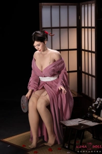 古典的な美しさを感じさせる 佳桃リアルダッチワイフ