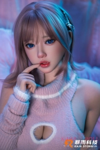Real Girlラブドール 可愛い少女 ピンク衣装 ソファ 癒し系 猫