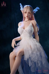 ファンタジー世界観を表現したエルフ系シリコンドール