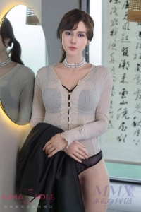 日本人妻風 av ダッチワイフ Laura 172cm Cカップ