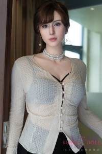 日本人妻風 av ダッチワイフ Laura 172cm Cカップ