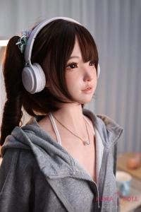 Jiusheng ヘッドホン姿 sex doll 美少女 Rina