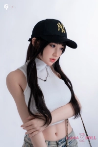 美少女 怜儿 リアル ドール クールな帽子をかける