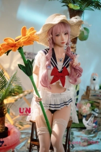 自然な微笑み Uneedoll 155cm Cカップ 胧月
