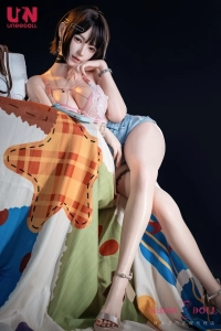 曲線美を持つ美女 初夏 中国 ラブドールUneedoll 158cm Eカップ