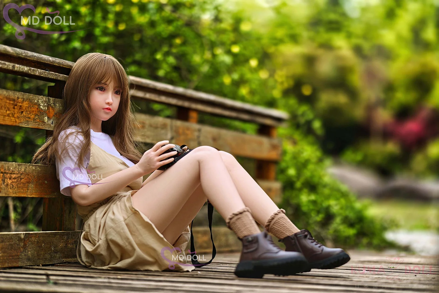 カメラー女子系リアルドール