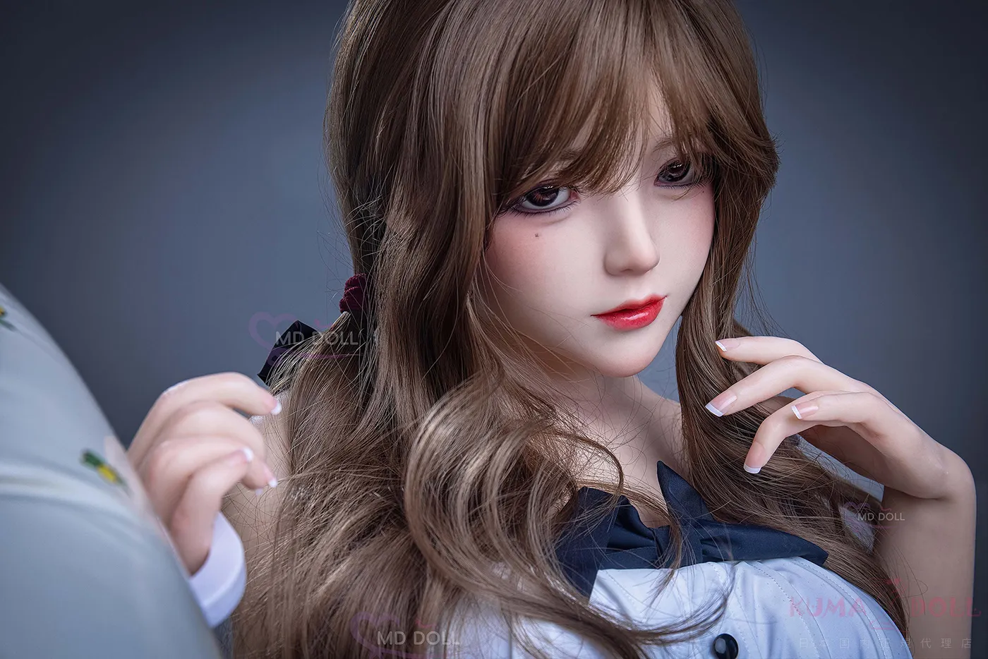 清楚で可愛い美少女シリコン人形Tina雪莉尔